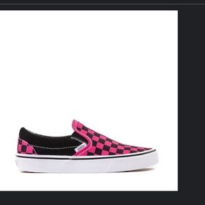 Slip on checkerboard Skate shoe